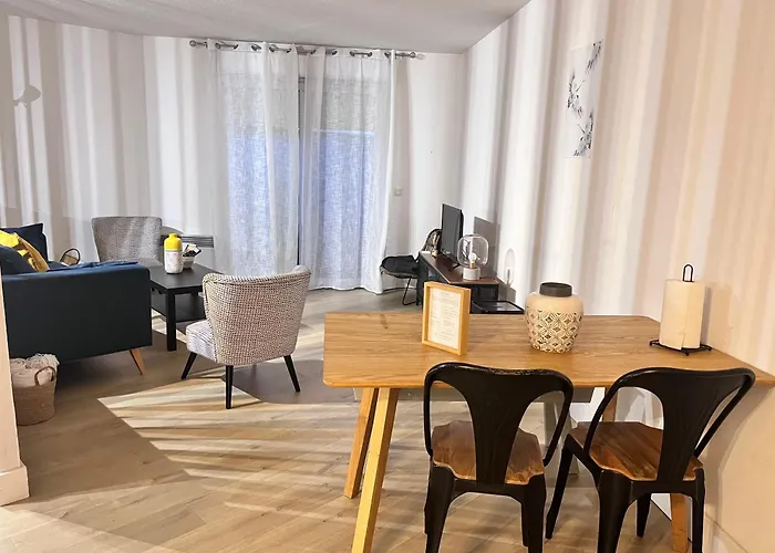 Appartement T3 Proche Remparts